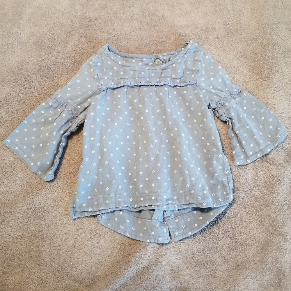 5t blue floral top